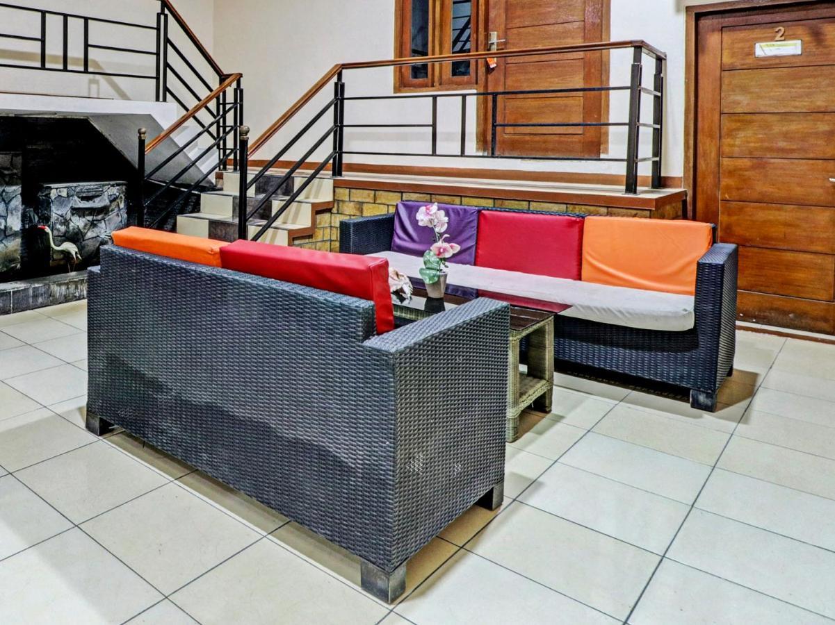 Oyo Life 92127 Skyland Pasteur Hotel 2*