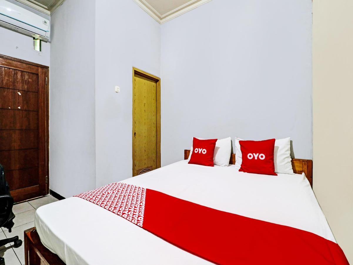 Oyo Life 92127 Skyland Pasteur Hotel 2*