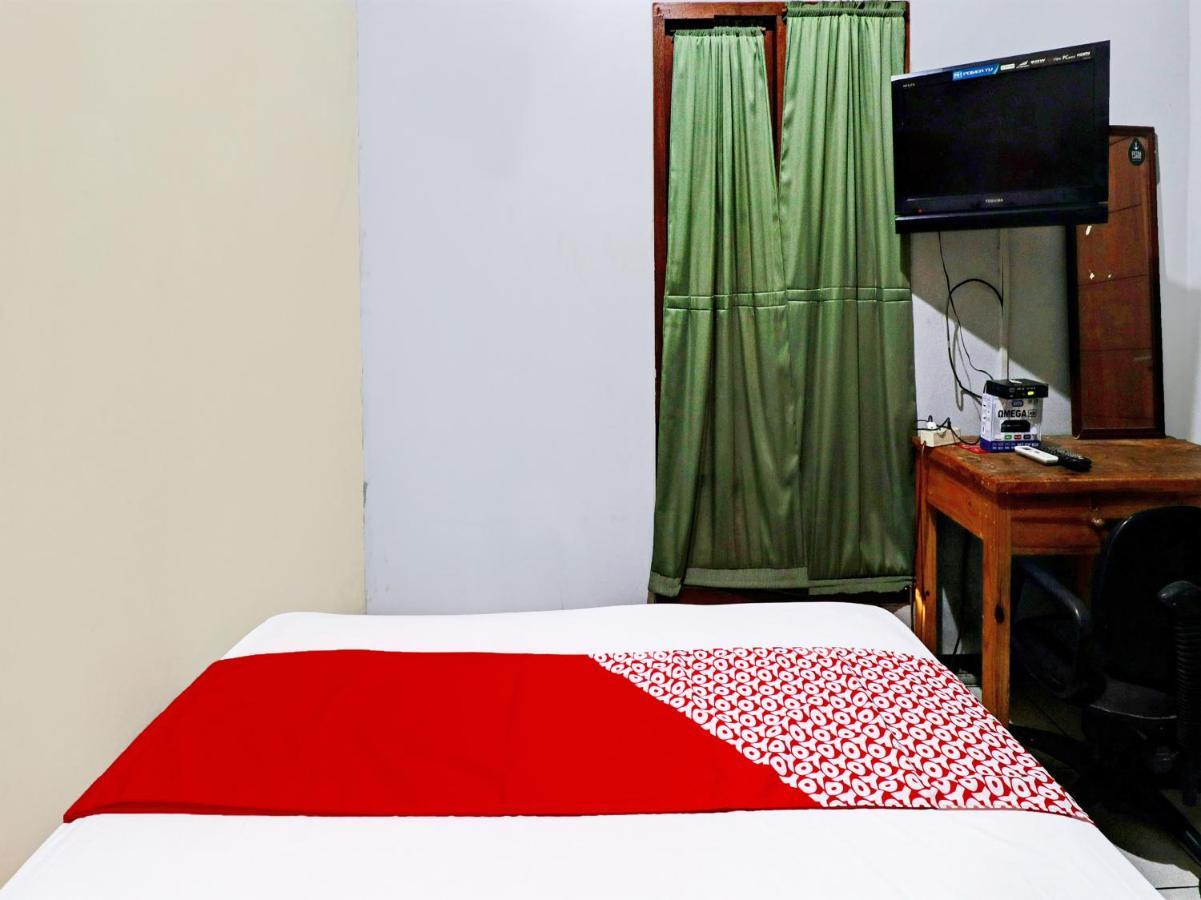 Hotel Oyo Life 92127 Skyland Pasteur Bandung